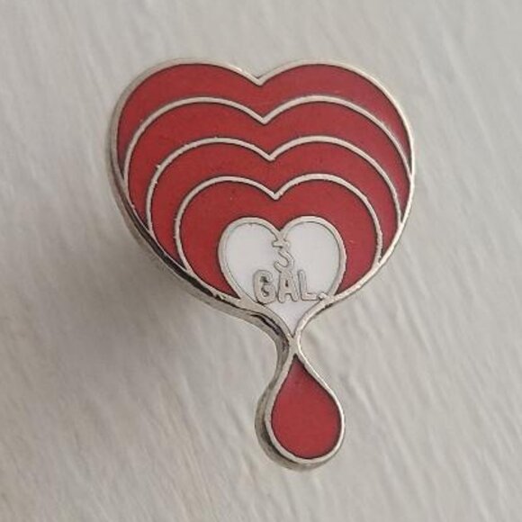 Blood Drive Three 3 Gallon Award Vintage Lapel Pin Tie Tack - Bleeding Heart Pin - Picture 1 of 4